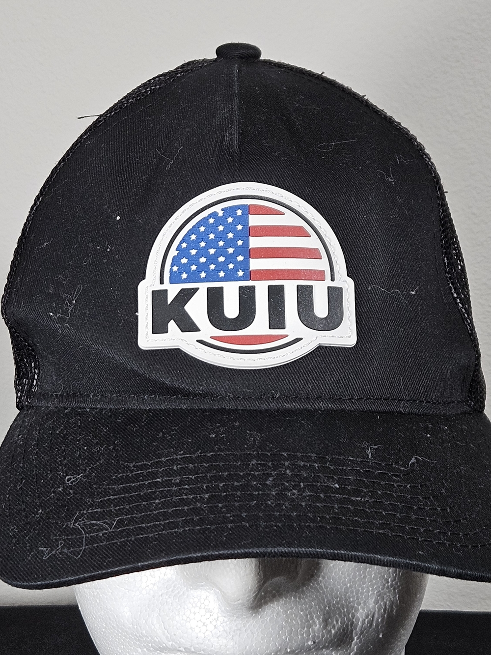 KUIU Black Trucker Hat USA American Flag Rubber Patch Mesh Snapback Cap Hunting